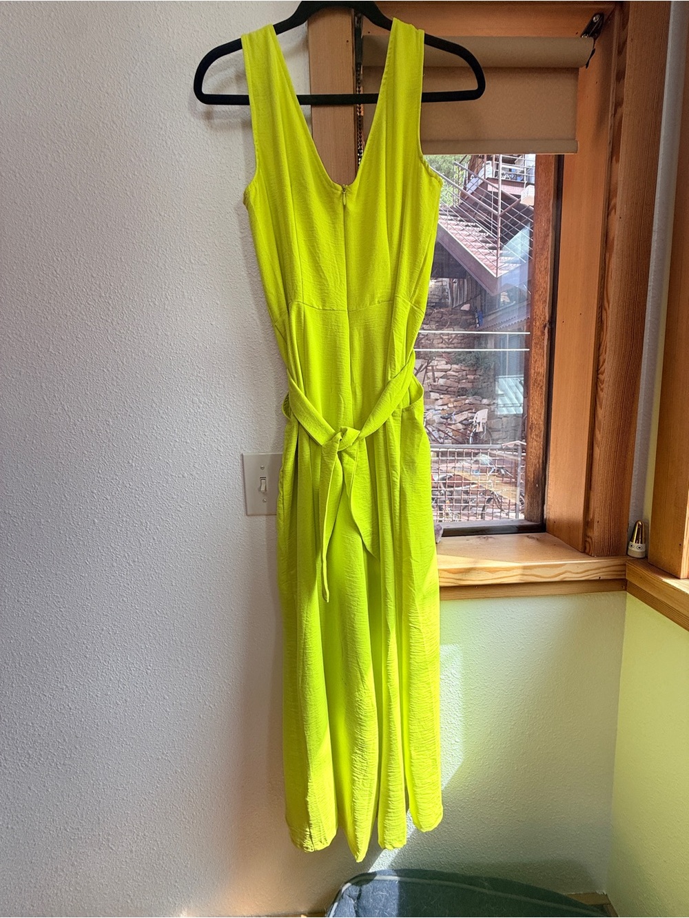 MSK Neon Lime V-Neck Wide-Leg Jumpsuit chartreuse lime green - Picture 4 of 5